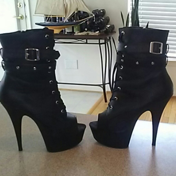 pleaser booties